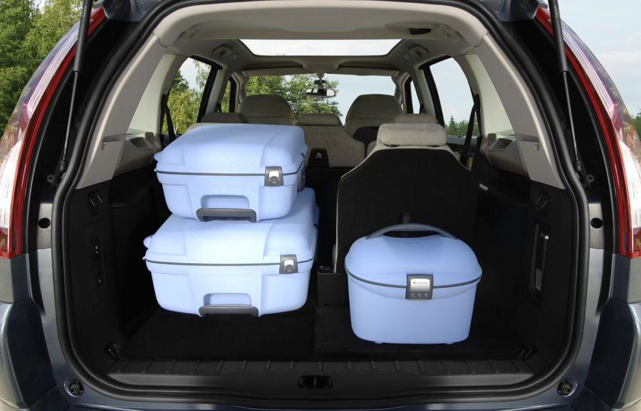  Citroen C4 Grand Picasso 2007 года  (фото 74 из 133)